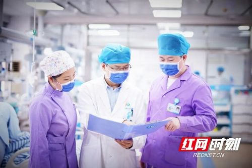 8.19中国医师节 重症医学科邓育兵 生命不息 奋勇争先 奉献不止